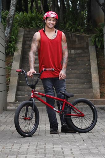 Equipe  BMX Impact Bike no Programa ASTROS 2012