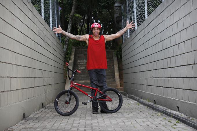 Equipe  BMX Impact Bike no Programa ASTROS 2012