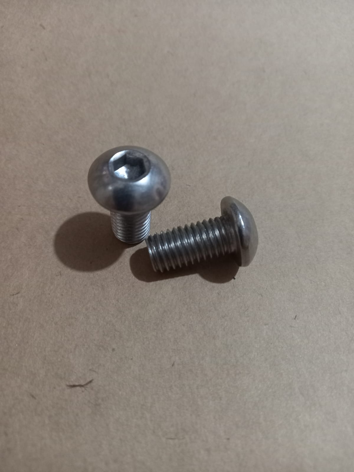 PARAFUSO DA COROA P/ PEDIVELA 3/2 PÇS CROMO UNIDADE