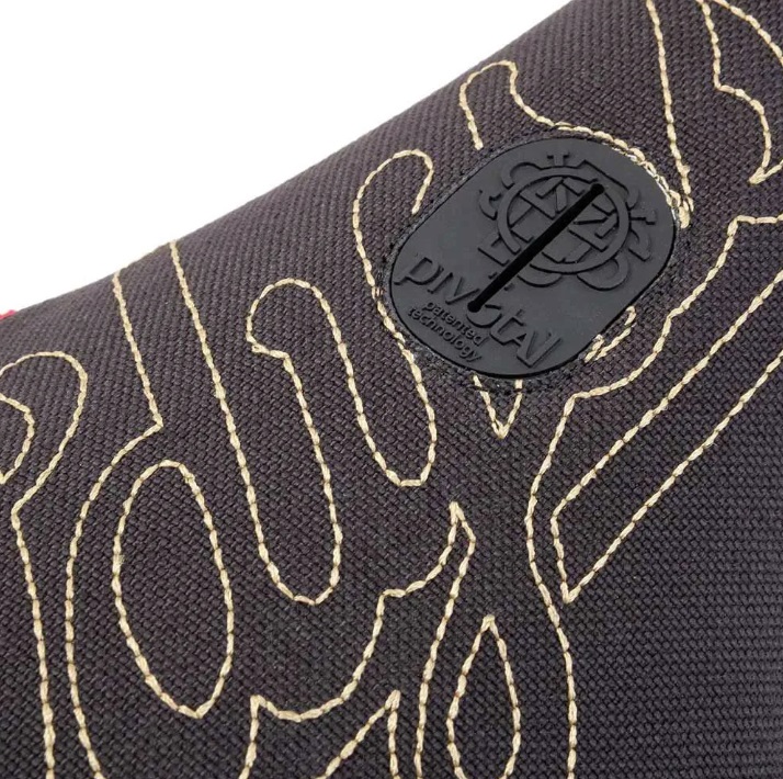 BANCO PIVOTAL ODYSSEY BIG STITCH (SLIM) PRETO / DOURADO — foto 3