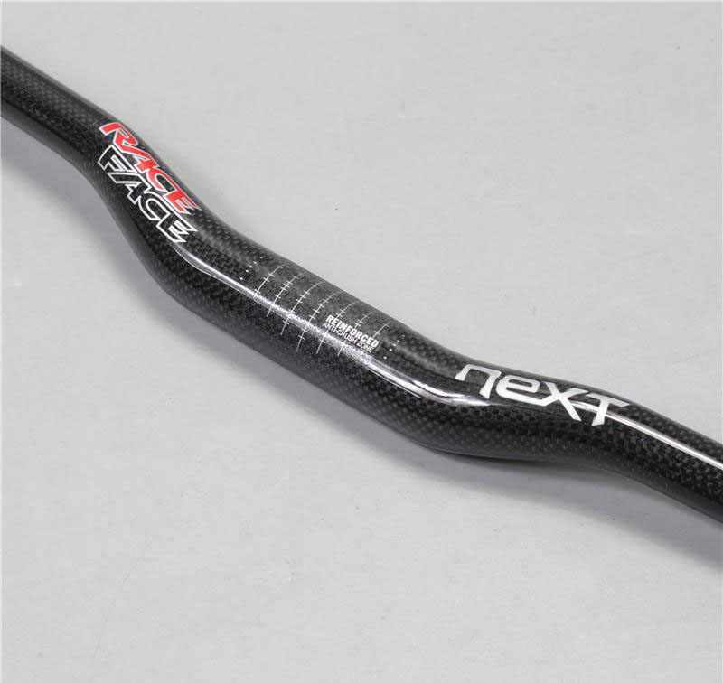 GUIDÃO RACE FACE NEXT CARBONO 667mm X 31.8mm