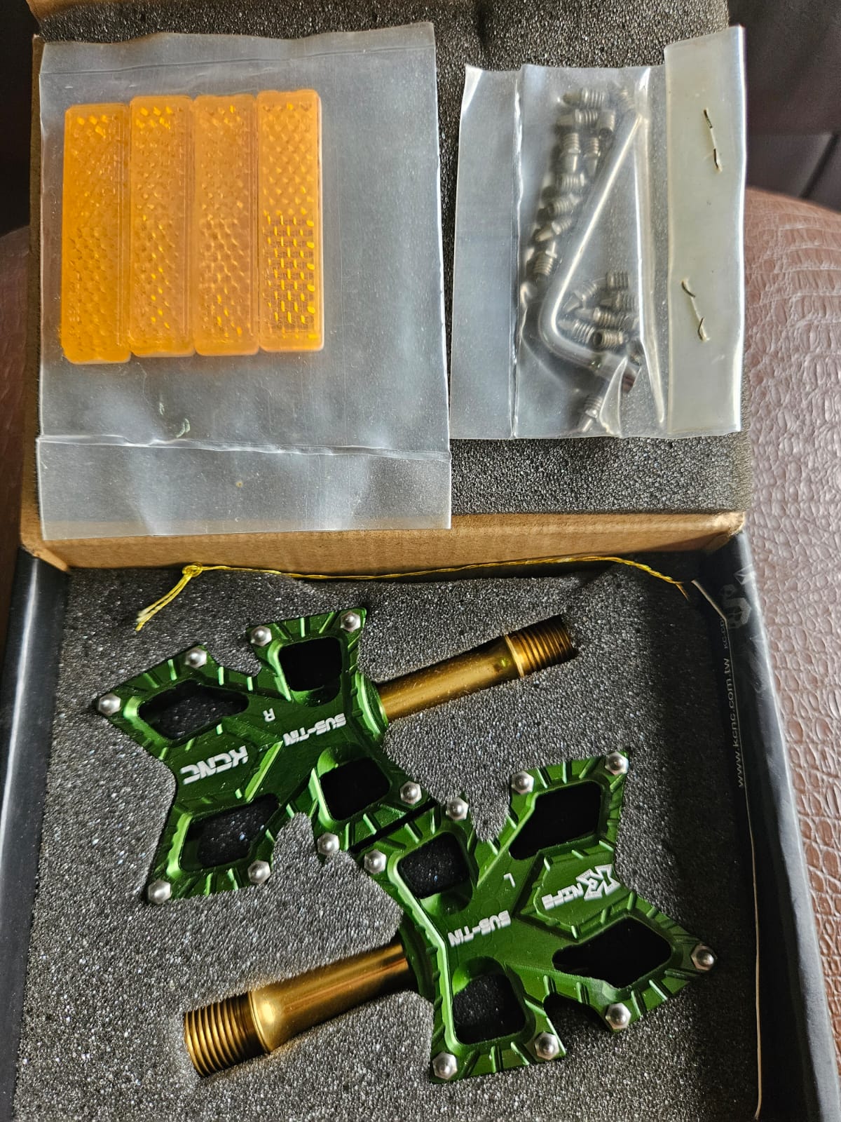 PEDAL KCNC MINI PLAFORMA VERDE