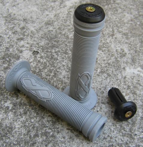 MANOPLA PRO-X CAT CINZA 140MM