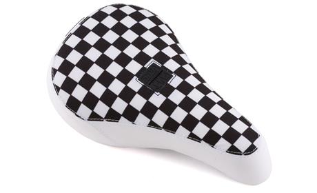BANCO PIVOTAL CULT VANS SLIP-ON CHECKERBOARD BRANCO / PRETO