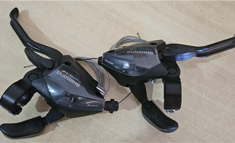 TROCADOR RAPIDFIRE SHIMANO ACERA EF51 c/ MANETE 3 X 8V PAR