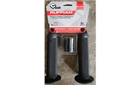 MANOPLA ODI RUFFIAN LOCK ON 143MM C/ FLANGE PRETO