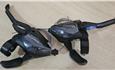 TROCADOR RAPIDFIRE SHIMANO ACERA EF51 c/ MANETE 3 X 8V PAR — foto 1